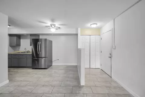 Entry Way - 710 Hill Dr #108, Hoffman Estates, IL 60169 photo 1 of 1