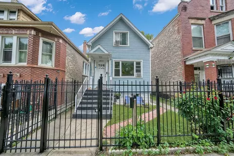 2813 S Karlov Ave, Chicago, IL 60623