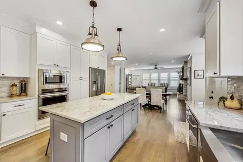Kitchen - 240 E Adams St, Elmhurst, IL 60126 photo 2 of 3