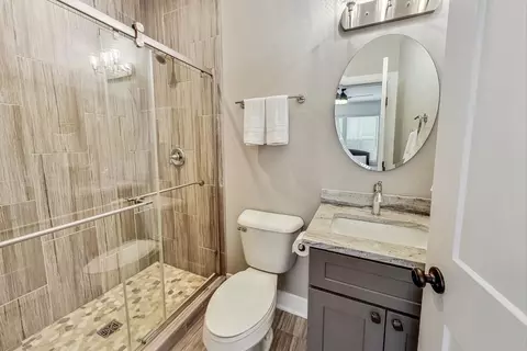 Bath - 240 E Adams St, Elmhurst, IL 60126 photo 1 of 7