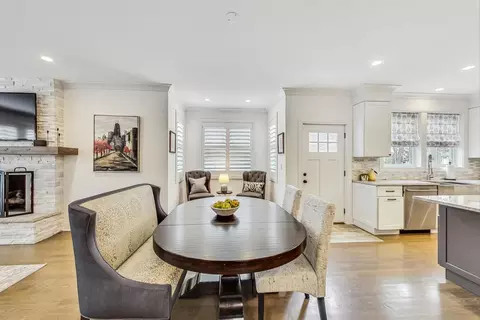 Dining - 240 E Adams St, Elmhurst, IL 60126 photo 1 of 2