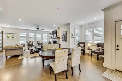 Dining - 240 E Adams St, Elmhurst, IL 60126 photo 2 of 2