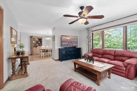 Living - 116 Hickory Loop Dr, Sandwich, IL 60548 photo 2 of 4