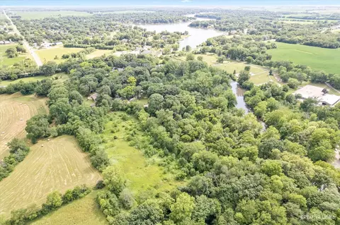 View/Area - 116 Hickory Loop Dr, Sandwich, IL 60548 photo 4 of 5