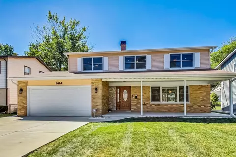 1414 S Hickory Dr, Mount Prospect, IL 60056
