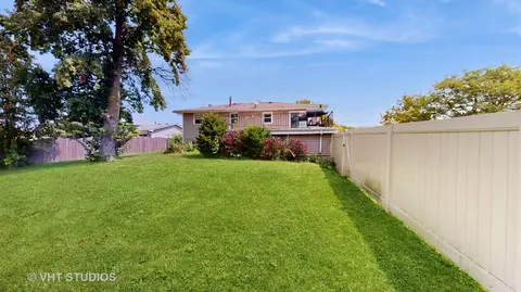 Exterior - 16632 76th Ave, Tinley Park, IL 60477 photo 4 of 7