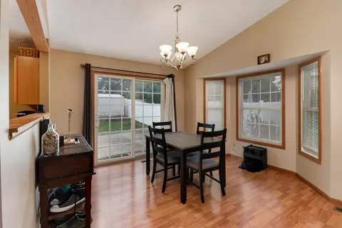 Dining - 2201 Dawson Dr, Normal, IL 61761 photo 2 of 2