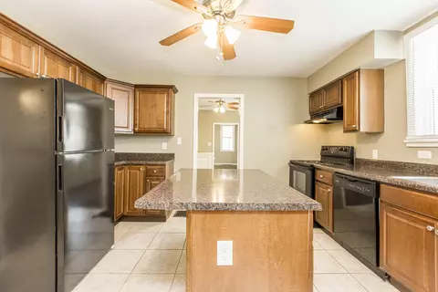 803 Bunn St, Bloomington, IL 61701 photo 13