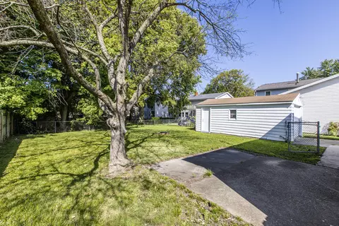 803 Bunn St, Bloomington, IL 61701 photo 23