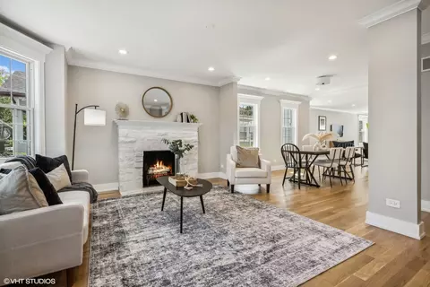 Living - Undisclosed, Elmhurst, IL 60126 photo 1 of 10