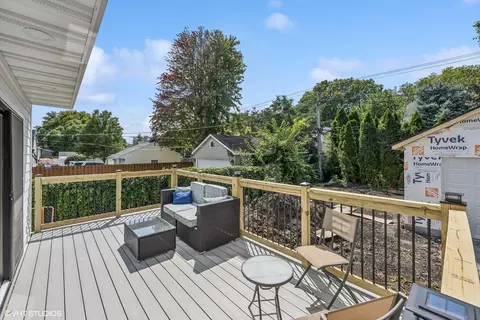 Exterior - Undisclosed, Elmhurst, IL 60126 photo 3 of 3