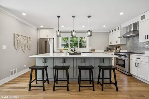 Kitchen - Undisclosed, Elmhurst, IL 60126 photo 2 of 7