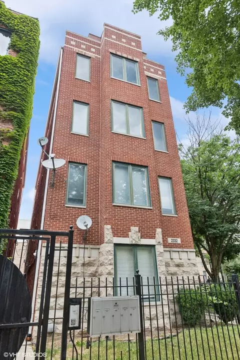2332 W Harrison St #2, Chicago, IL 60612