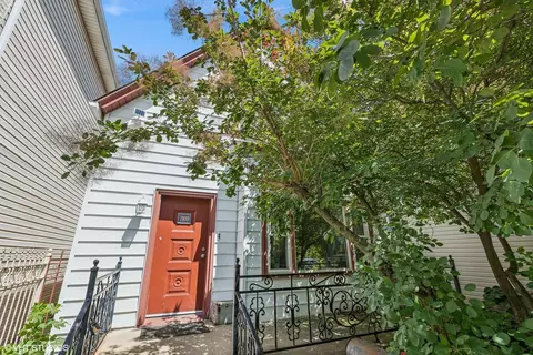 1909 N Sawyer Ave, Chicago, IL 60647
