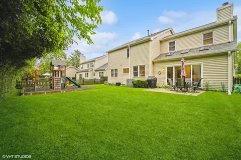 Exterior - 1060 Weeping Willow Dr, Wheeling, IL 60090 photo 4 of 4