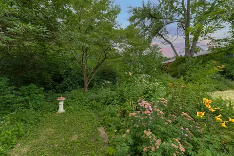 Exterior - 7 Knollcrest Ct, Normal, IL 61761 photo 9 of 11