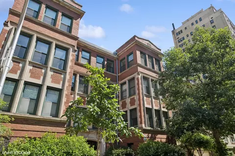 434 W Aldine Ave #2C, Chicago, IL 60657
