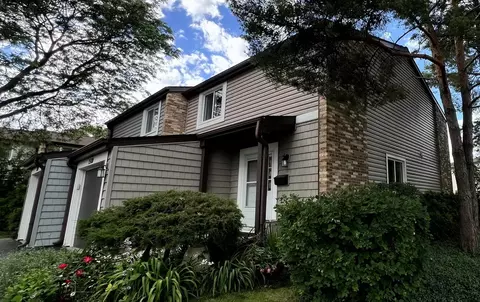 1500 Cedarwood Ln #0, Wheeling, IL 60090