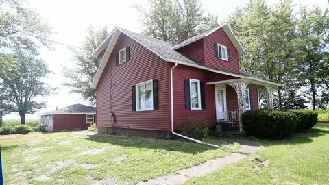 2169 County 500 N Rd, Toluca, IL 61369