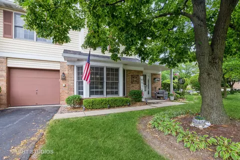10125 Cambridge Ct, Mokena, IL 60448