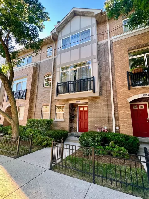 2606 W Bloomingdale Ave, Chicago, IL 60647