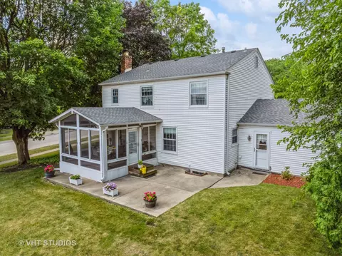 Exterior - 313 Ambleside Dr, Roselle, IL 60172 photo 13 of 13