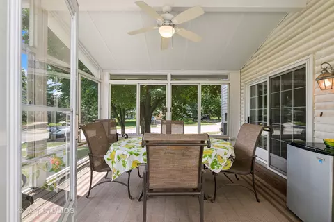 Exterior - 313 Ambleside Dr, Roselle, IL 60172 photo 5 of 13