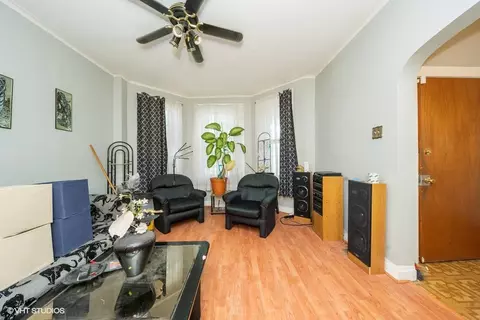 732 E 92nd St, Chicago, IL 60619 photo 4