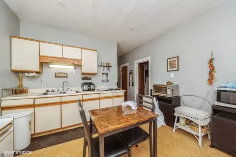 732 E 92nd St, Chicago, IL 60619 photo 5