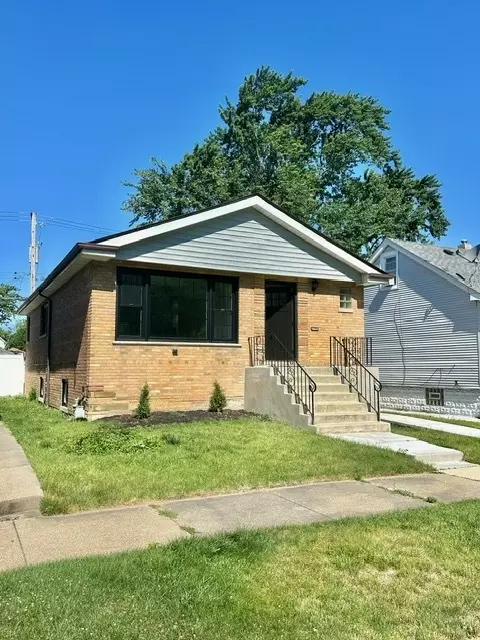 10518 S Sacramento Ave, Chicago, IL 60655