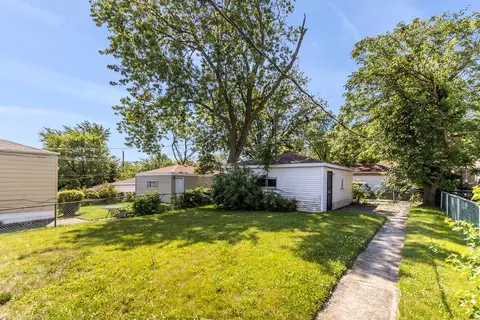 135 E 122nd Pl, Chicago, IL 60628 photo 4