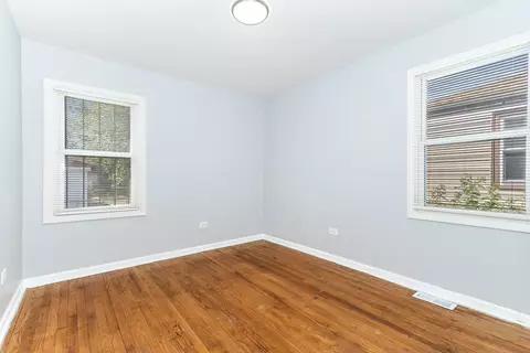 135 E 122nd Pl, Chicago, IL 60628 photo 14