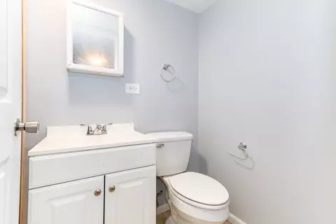 135 E 122nd Pl, Chicago, IL 60628 photo 8
