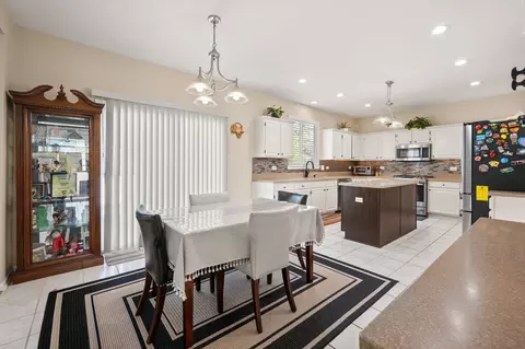Other - 985 Red Clover Dr, Aurora, IL 60504 photo 3 of 10