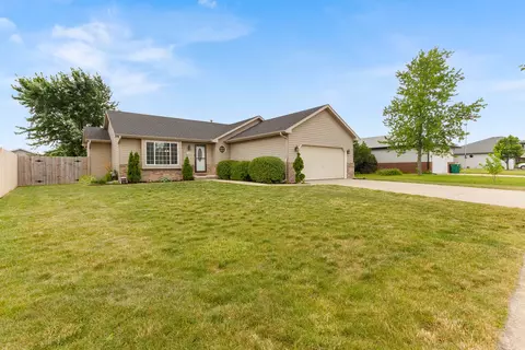 7000 Cornwall Dr, Joliet, IL 60431