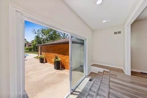 Other - 3150 Patton Dr, Des Plaines, IL 60018 photo 1 of 3