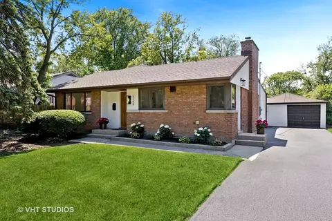 3150 Patton Dr, Des Plaines, IL 60018