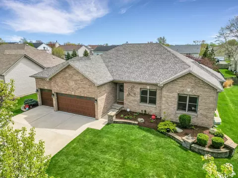 356 Andover Dr, Oswego, IL 60543