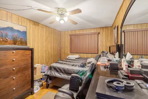 Bedroom - 7333 S Carpenter St, Chicago, IL 60621 photo 2 of 9
