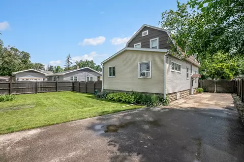 1629 Sisson St, Lockport, IL 60441 photo 3