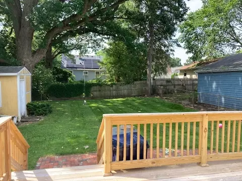 Exterior - 693 Slade Ave, Elgin, IL 60120 photo 3 of 4