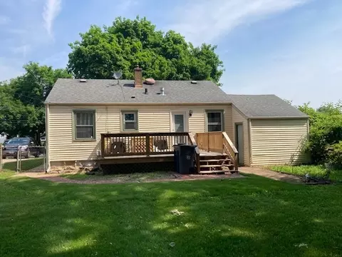 Exterior - 693 Slade Ave, Elgin, IL 60120 photo 4 of 4