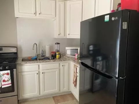 Kitchen - 693 Slade Ave, Elgin, IL 60120 photo 1 of 2