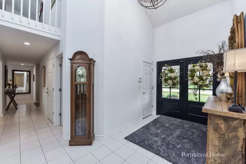 24149 Brancaster Dr, Naperville, IL 60564 photo 5