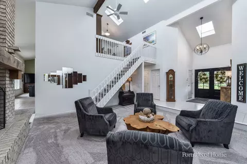 24149 Brancaster Dr, Naperville, IL 60564 photo 8