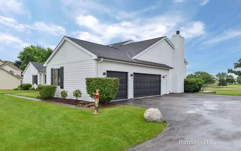 24149 Brancaster Dr, Naperville, IL 60564 photo 3