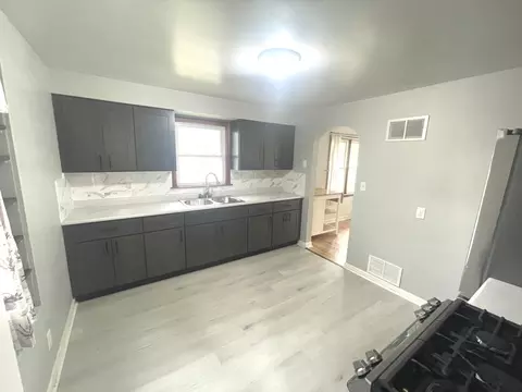 Kitchen - 380 S May Ave, Kankakee, IL 60901 photo 1 of 3