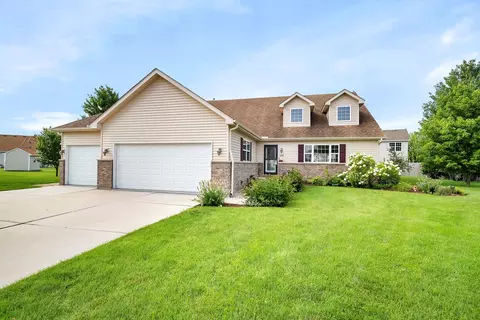 1898 Cherry Ct, Morris, IL 60450 photo 2