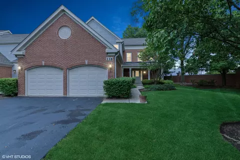 116 Penn Ct, Glenview, IL 60026