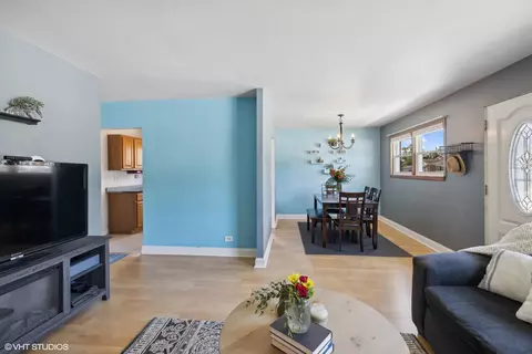 Other - 8625 Lincoln Dr, Lyons, IL 60534 photo 1 of 3